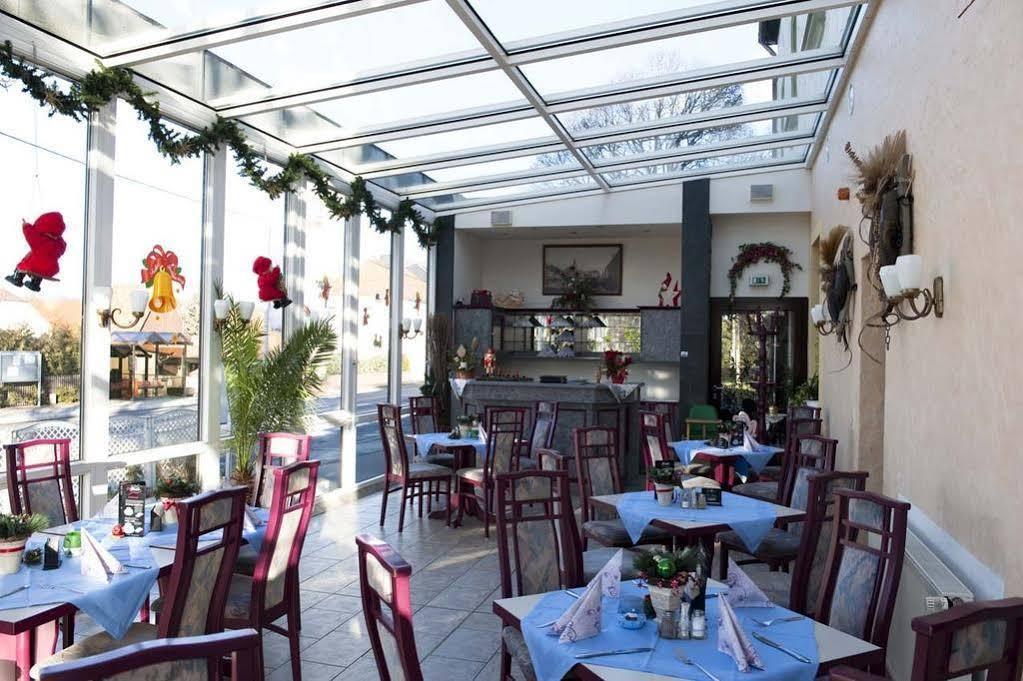 Hotel&Ristorante Positano Radeburg Exterior foto